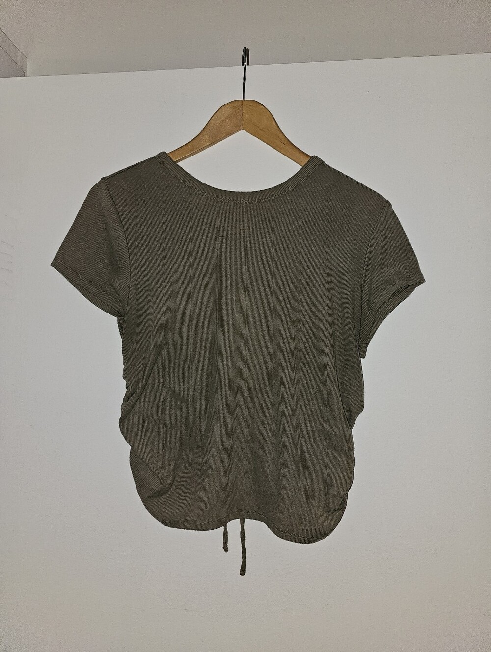 Keyhole Workout Tee